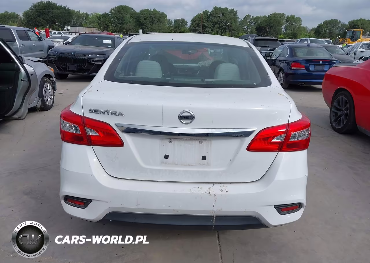 2017 Nissan Sentra S VIN:3N1AB7AP4HY252115 - 17