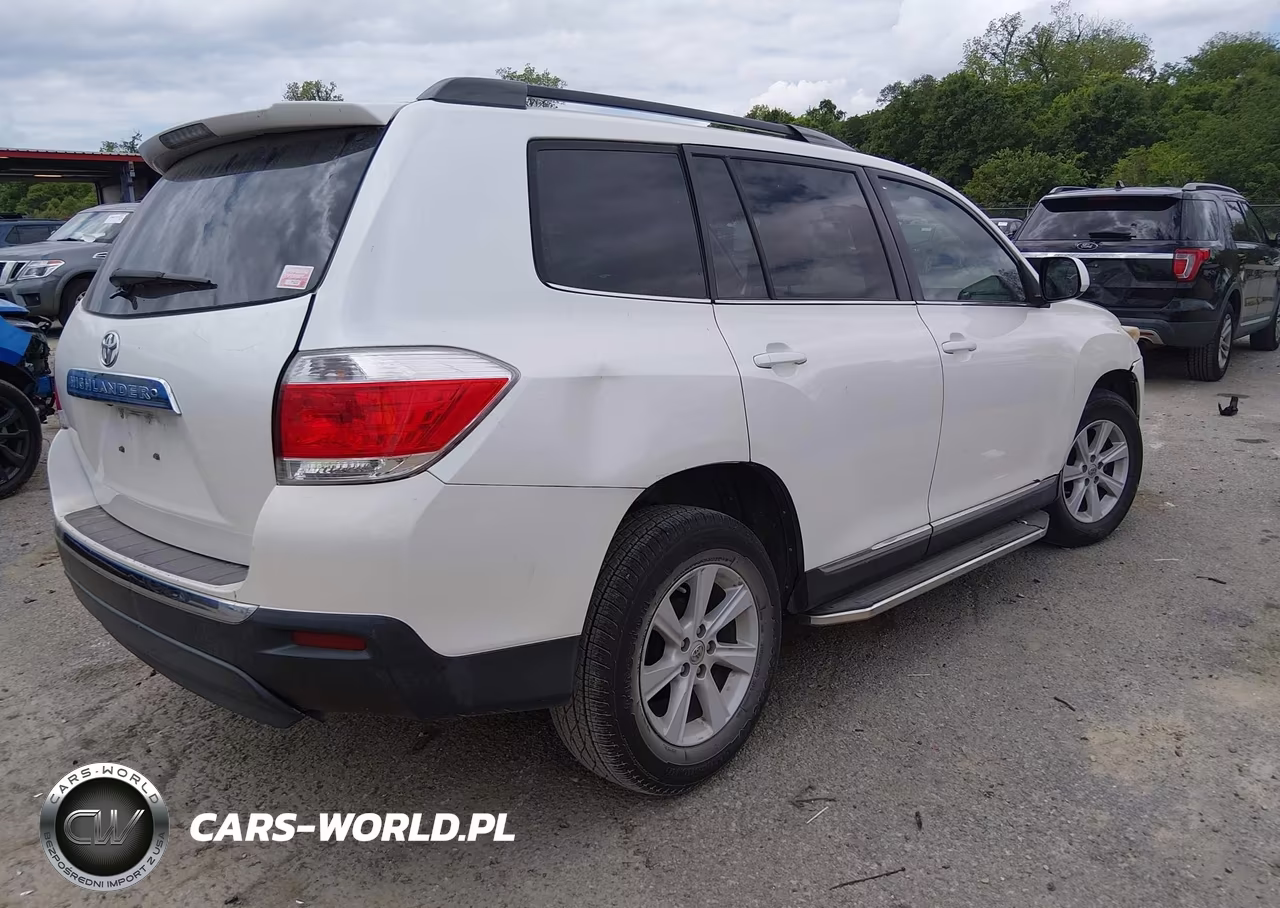 2013 Toyota Highlander Plus-Se VIN:5TDZK3EH2DS126008 - 4