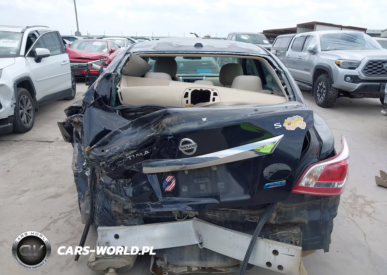 2014 Nissan Altima 2.5 S VIN:1N4AL3AP5EN241805 - 16