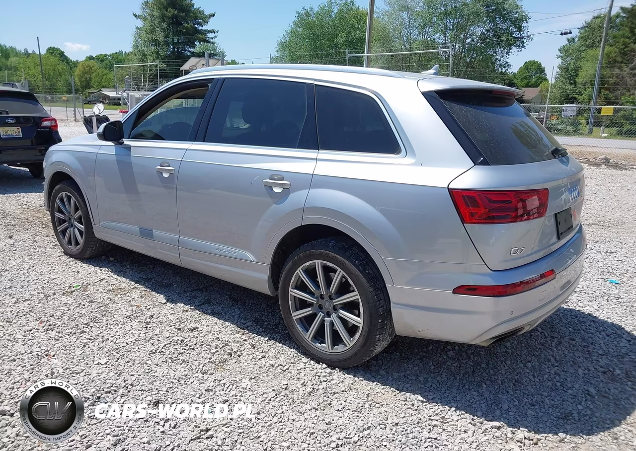 2018 Audi Q7 3.0T Premium VIN:WA1LAAF74JD040297 - 3