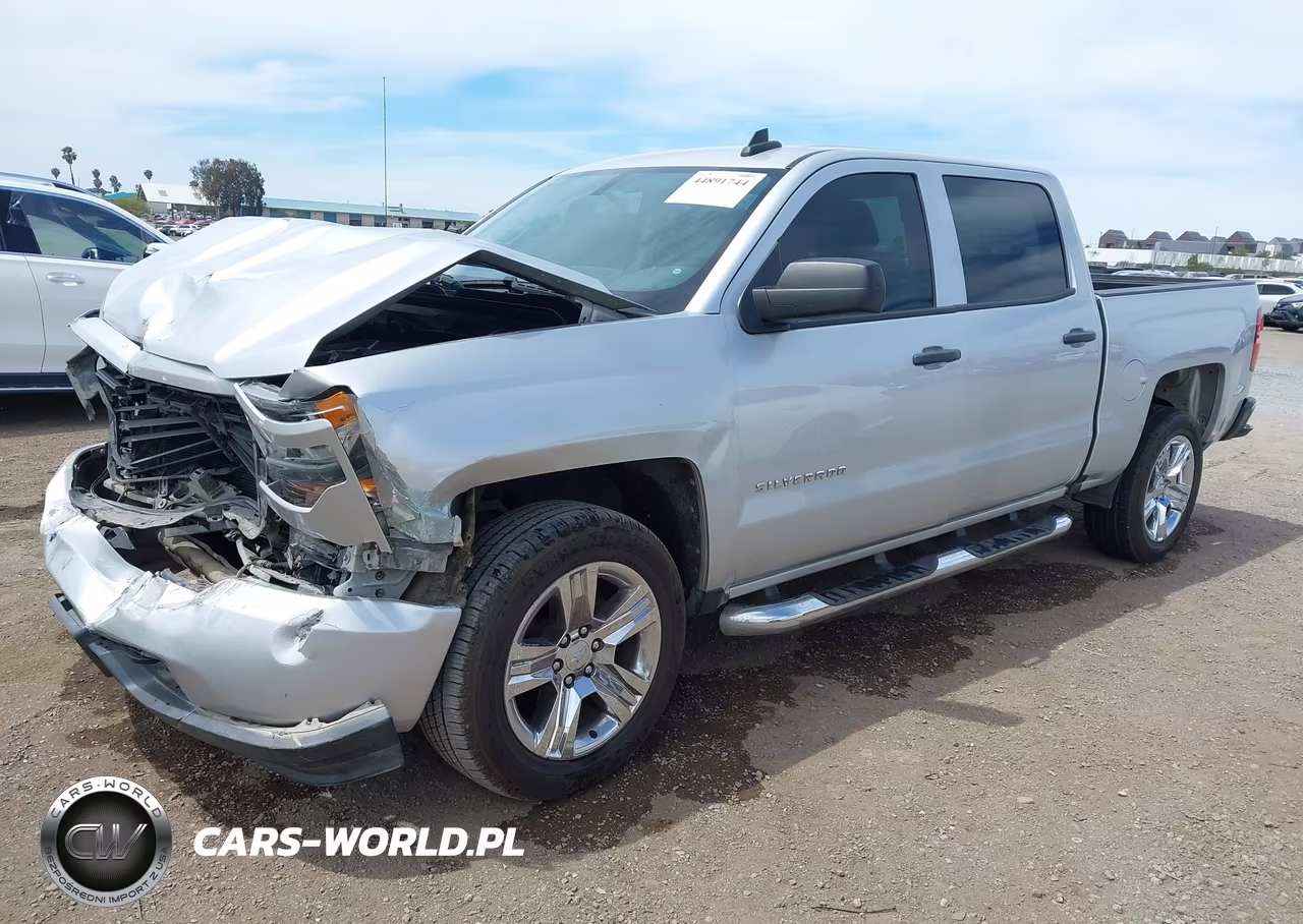 2018 Chevrolet Silverado 1500 Custom VIN:3GCPCPECXJG527333 - 2