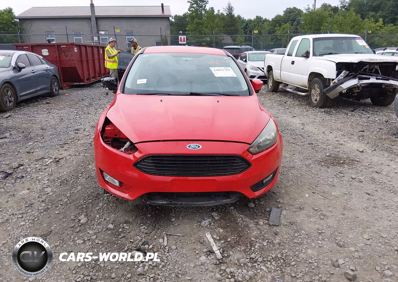 2017 Ford Focus Se VIN:1FADP3FE2HL276097 - 13
