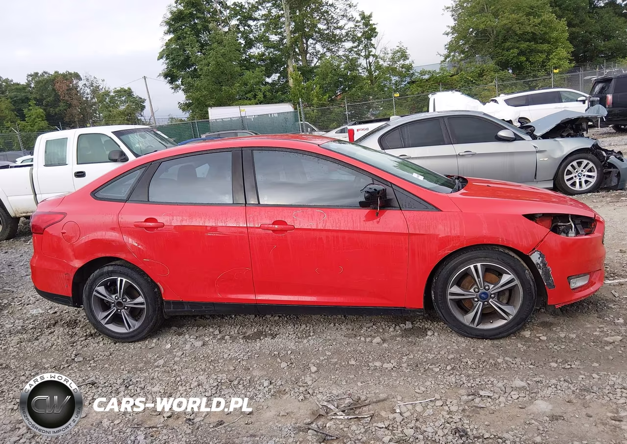 2017 Ford Focus Se VIN:1FADP3FE2HL276097 - 14