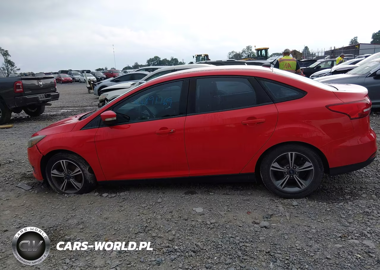 2017 Ford Focus Se VIN:1FADP3FE2HL276097 - 15