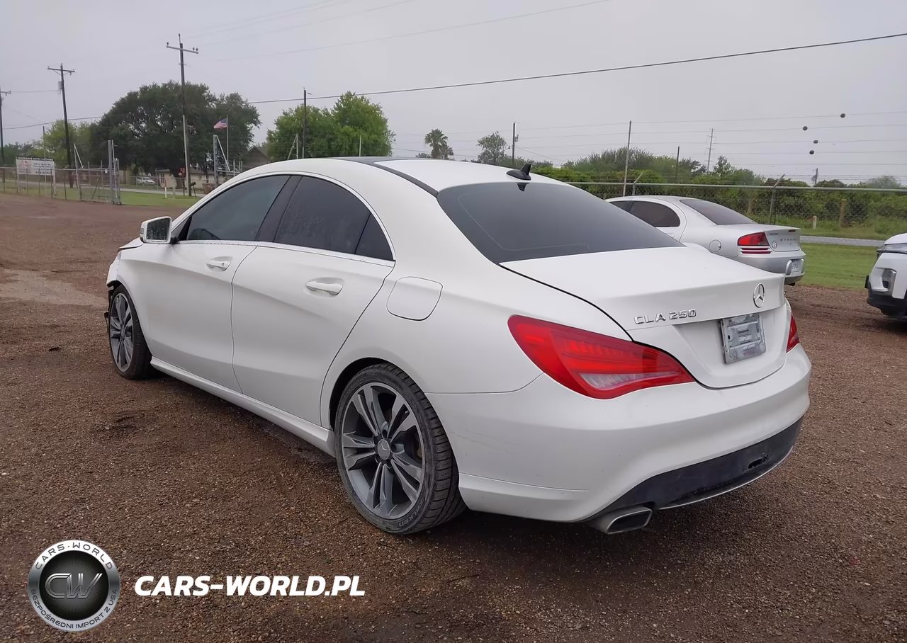 2014 Mercedes-Benz Cla 250 VIN:WDDSJ4EB7EN110518 - 3