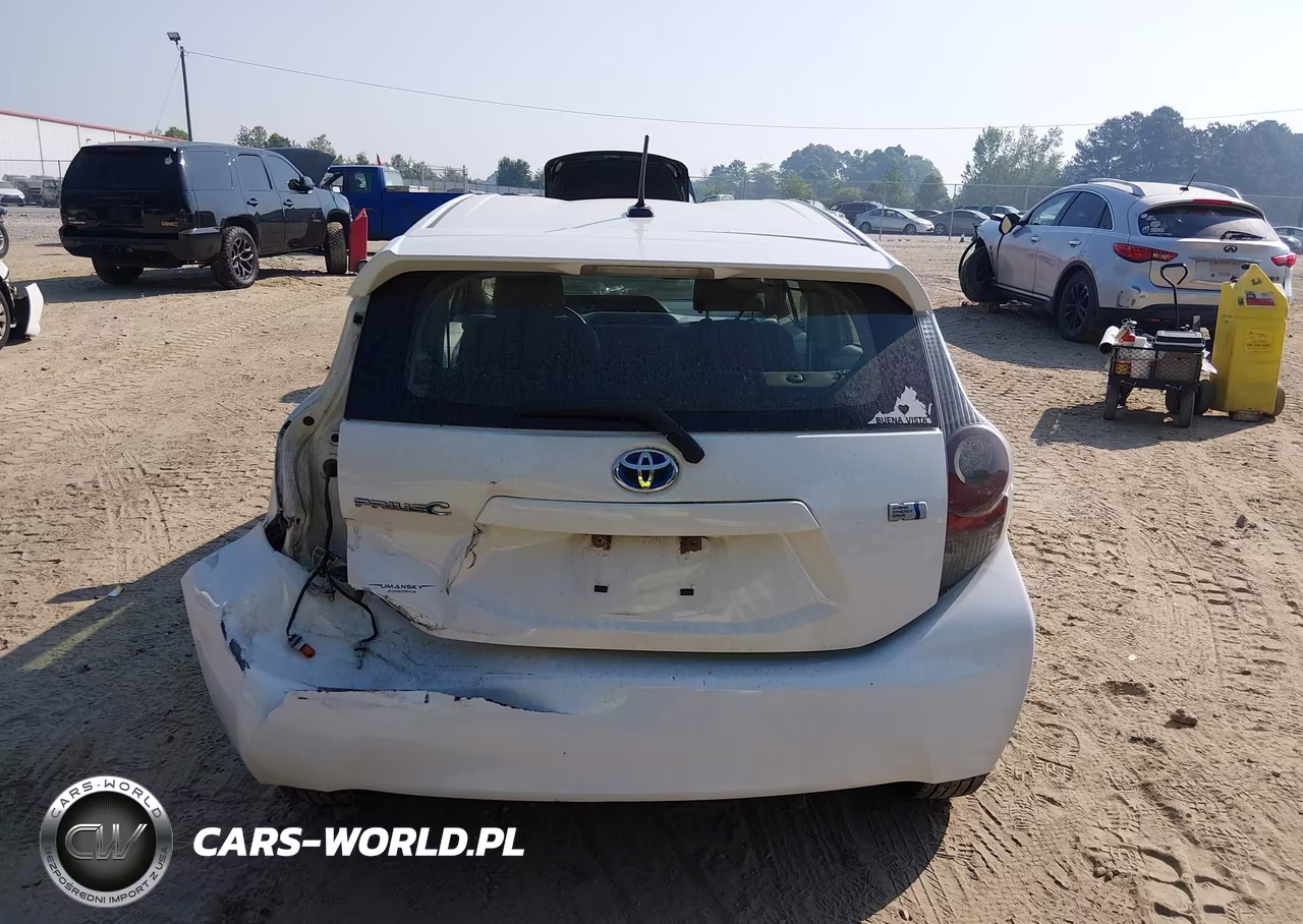2012 Toyota Prius C Three VIN:JTDKDTB36C1515170 - 16