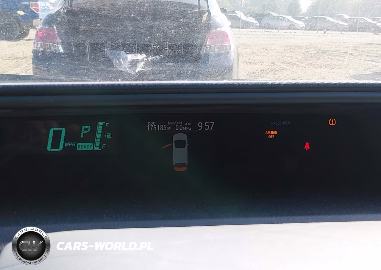 2012 Toyota Prius C Three VIN:JTDKDTB36C1515170 - 7