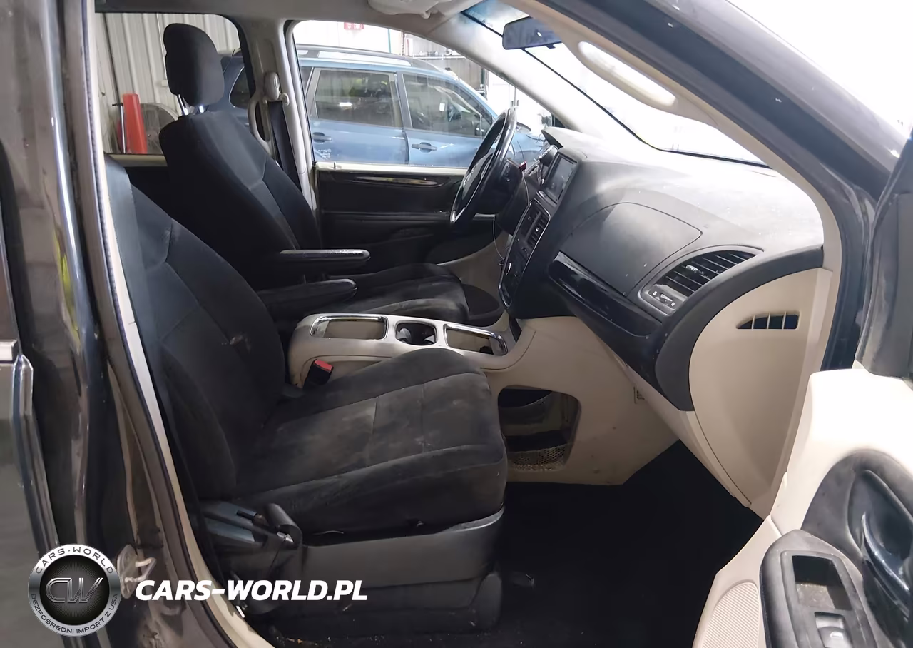 2012 Dodge Grand Caravan Crew VIN:2C4RDGDG6CR402918 - 5