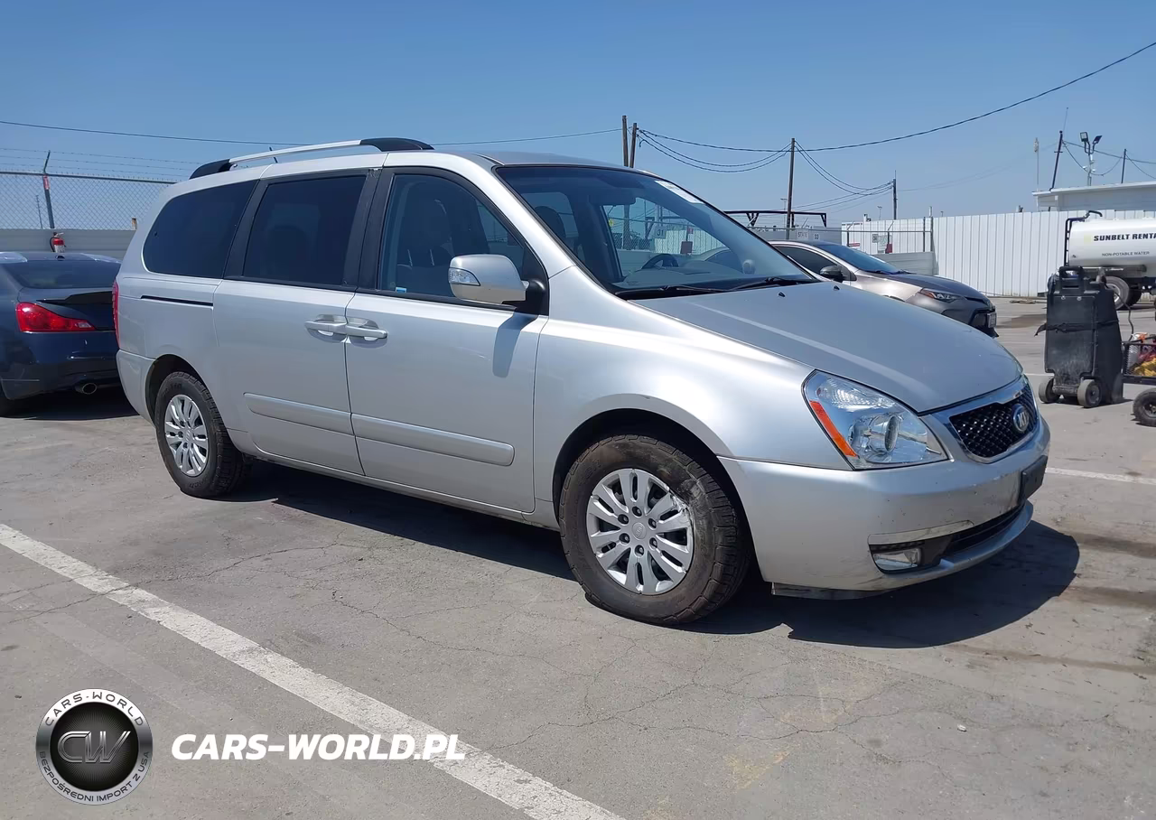 2014 Kia Sedona Lx