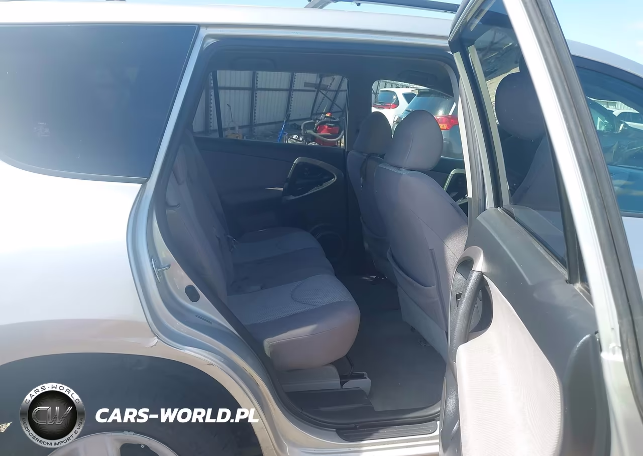 2007 Toyota Rav4 VIN:JTMBD33V275096555 - 8