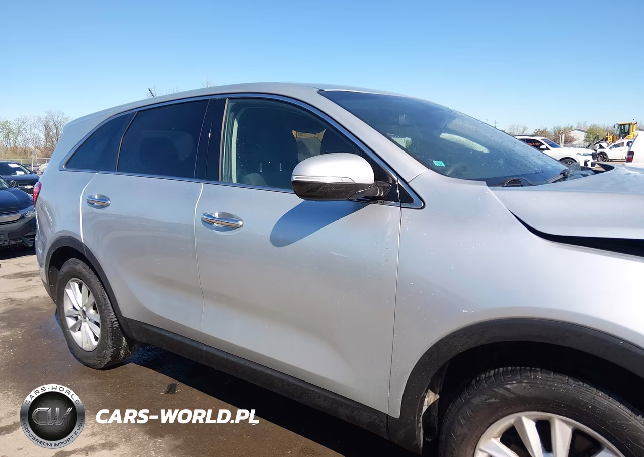 2019 Kia Sorento 2.4L L VIN:5XYPG4A37KG581259 - 13