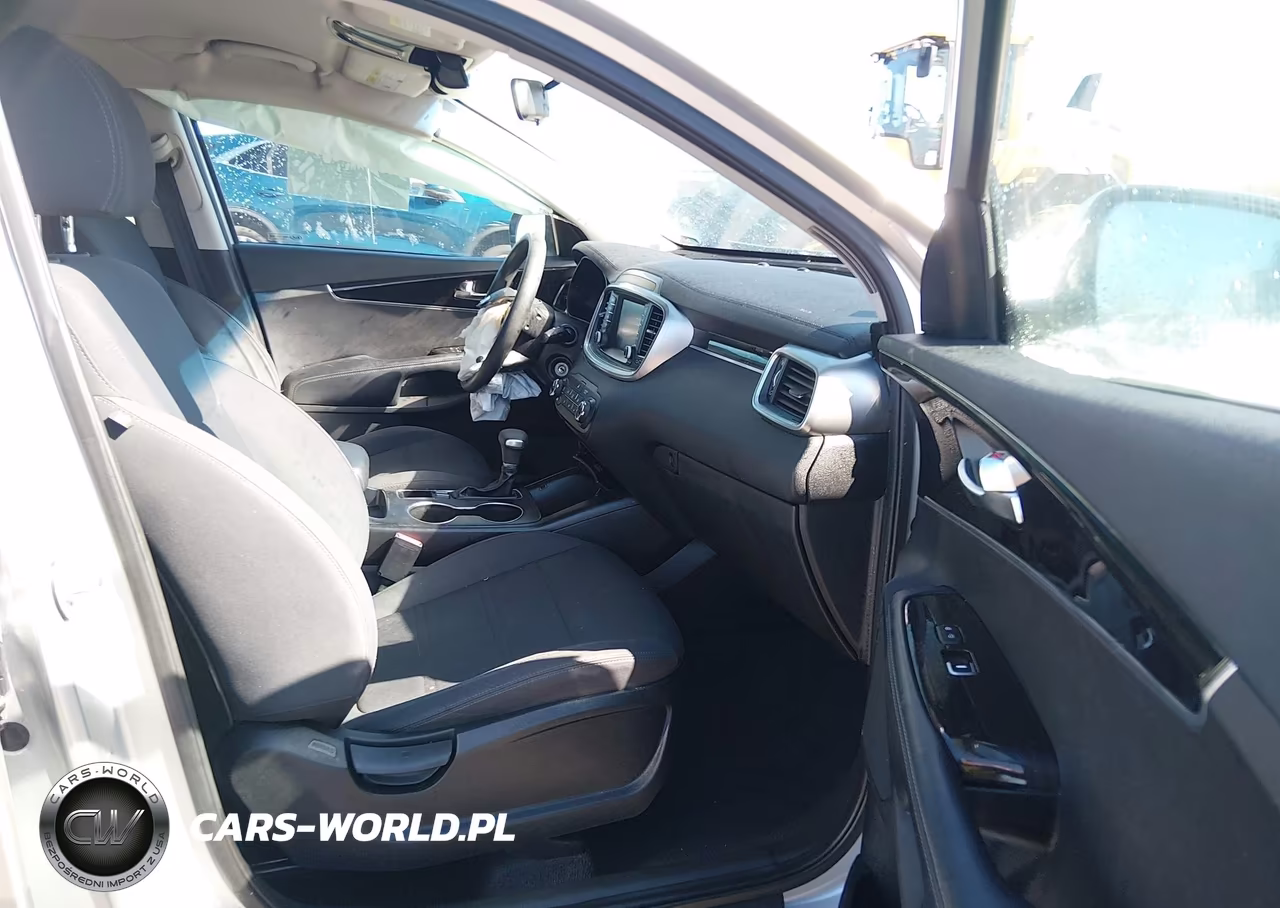 2019 Kia Sorento 2.4L L VIN:5XYPG4A37KG581259 - 5