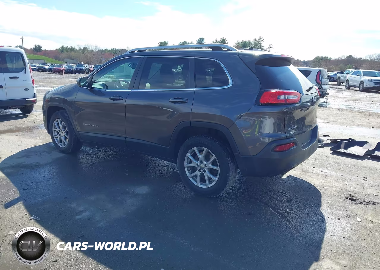 2014 Jeep Cherokee Latitude VIN:1C4PJMCB0EW137895 - 3