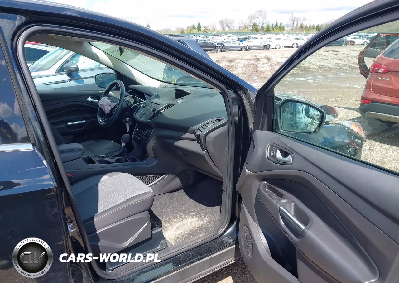 2017 Ford Escape Se VIN:1FMCU0GD0HUB79991 - 5