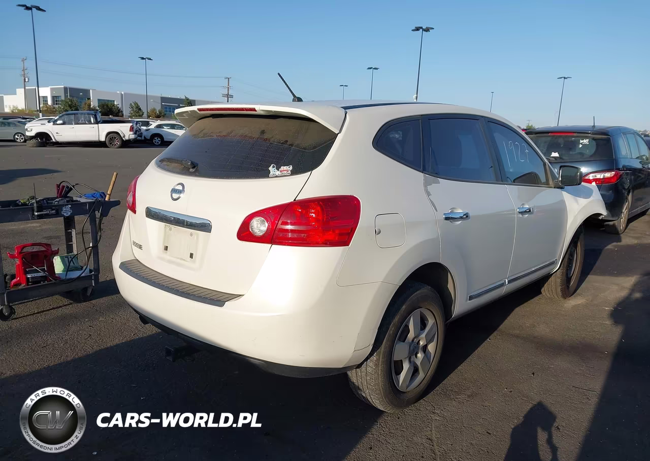 2013 Nissan Rogue S VIN:JN8AS5MTXDW535148 - 4