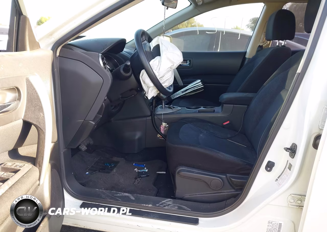 2013 Nissan Rogue S VIN:JN8AS5MTXDW535148 - 5