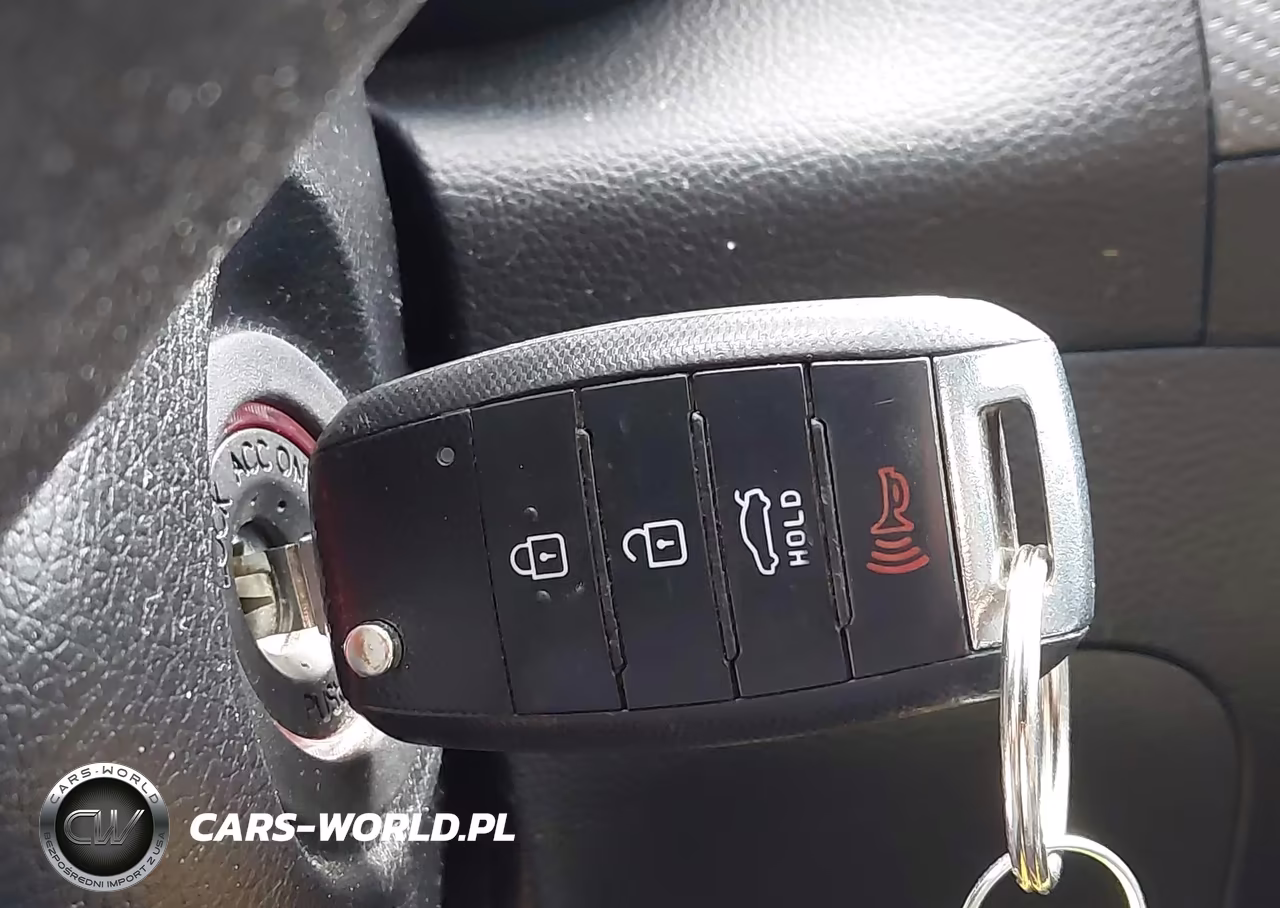 2018 Kia Forte S VIN:3KPFL4A70JE261285 - 11