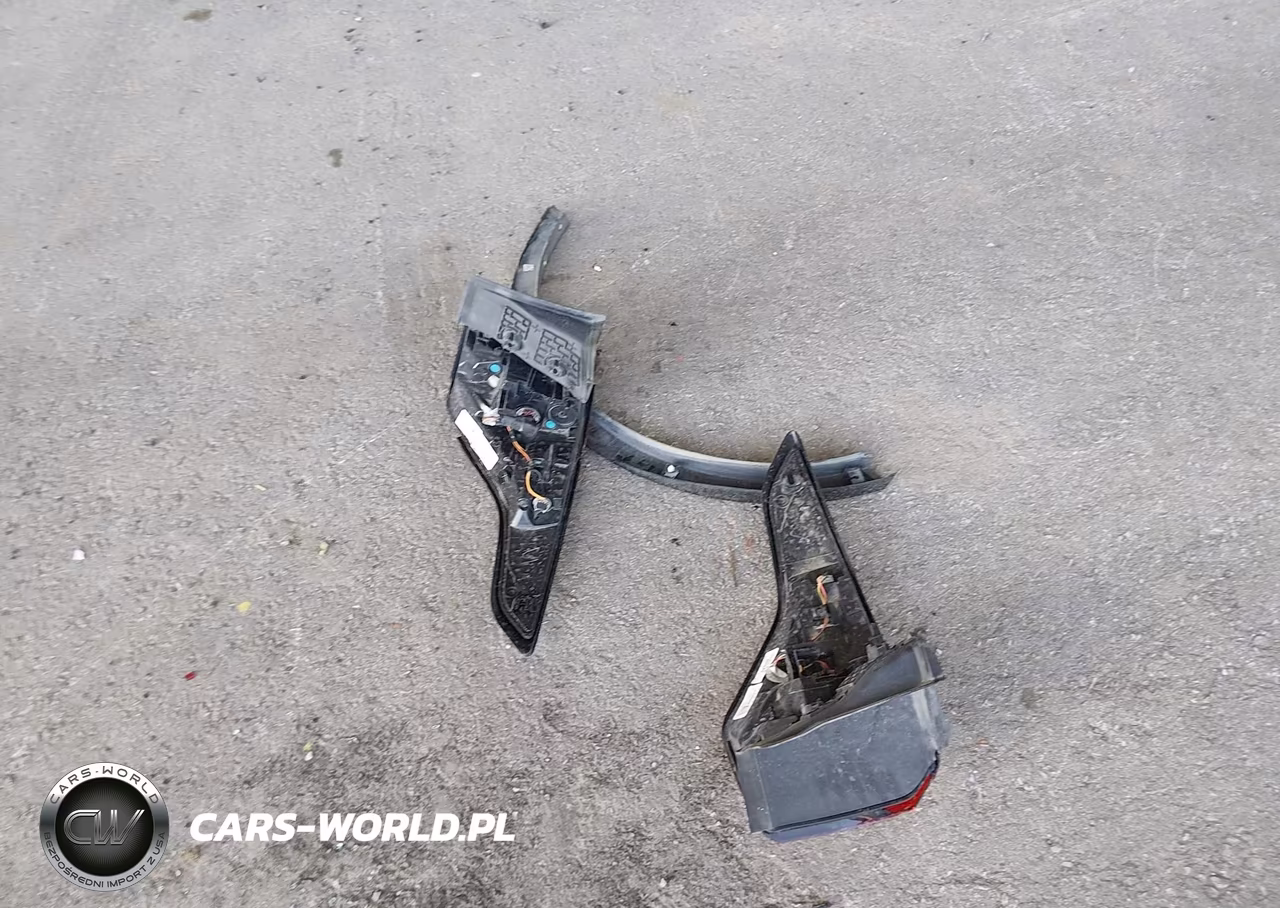 2019 Ford Escape Sel VIN:1FMCU9H90KUC34641 - 12