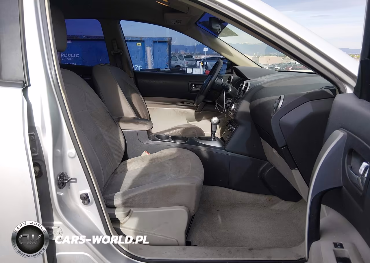 2011 Nissan Rogue S VIN:JN8AS5MT1BW571596 - 5