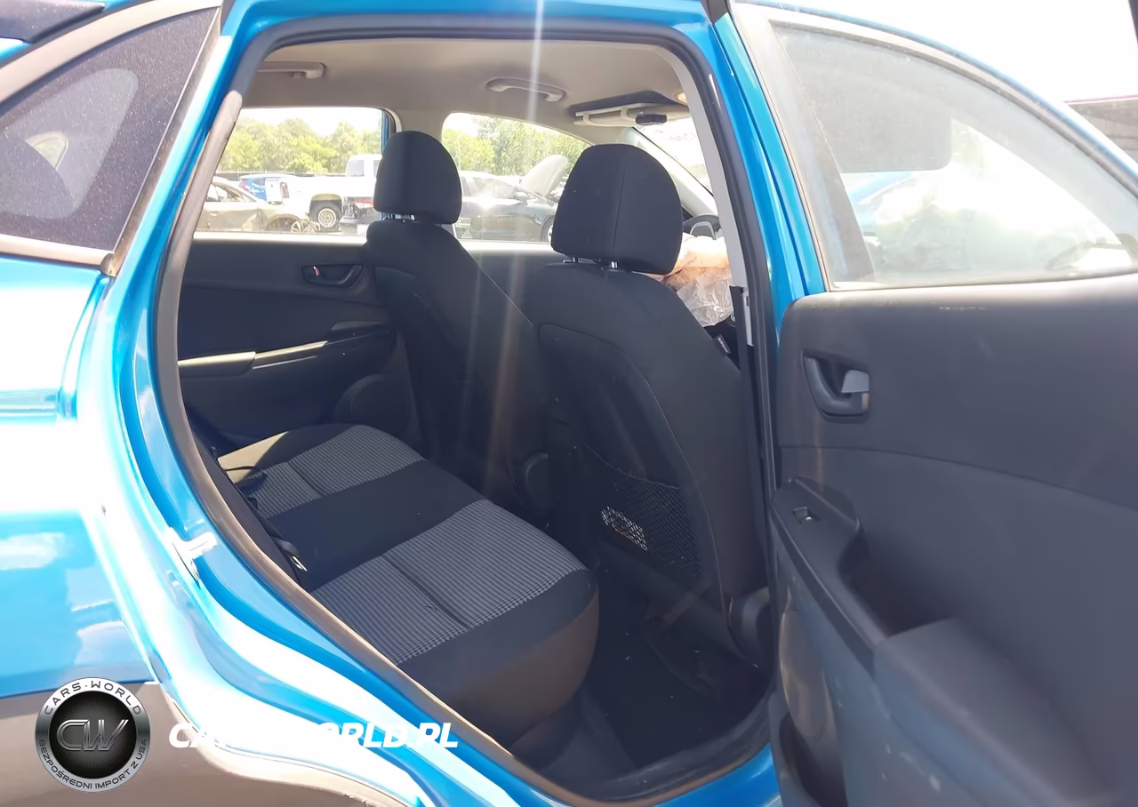 2020 Hyundai Kona Se VIN:KM8K12AA9LU440235 - 8
