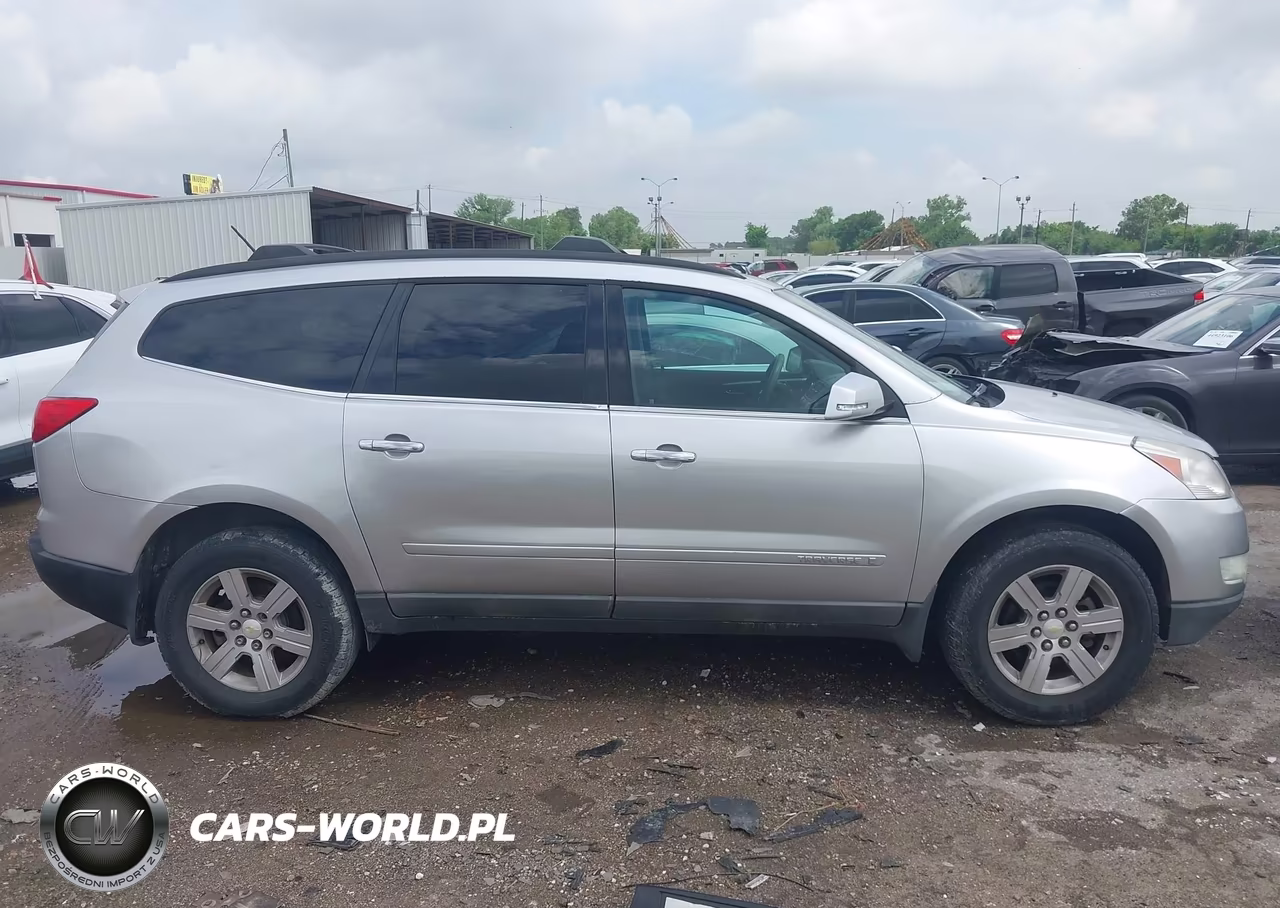 2010 Chevrolet Traverse Lt VIN:1GNLRGED7AS104389 - 13