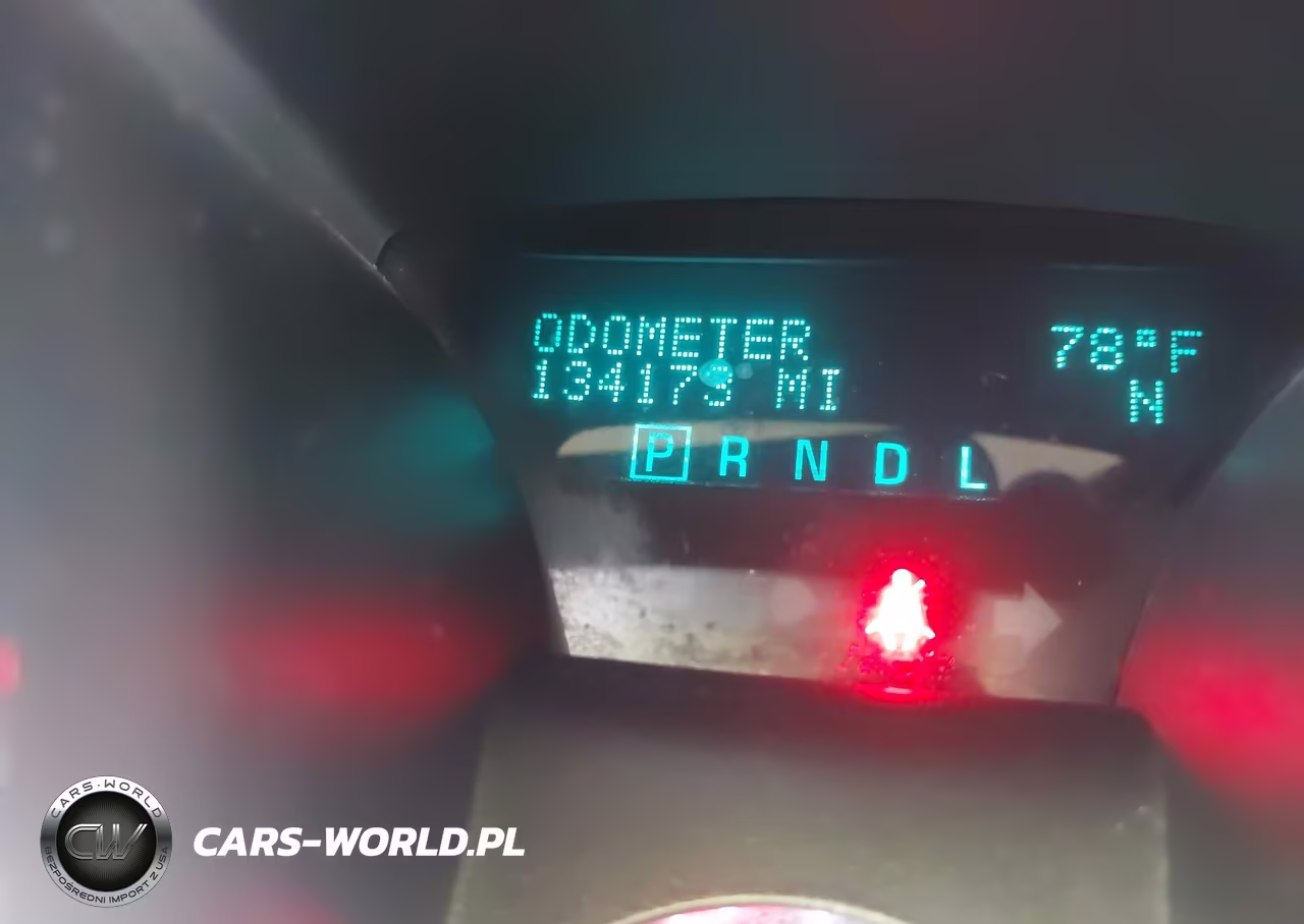 2010 Chevrolet Traverse Lt VIN:1GNLRGED7AS104389 - 15