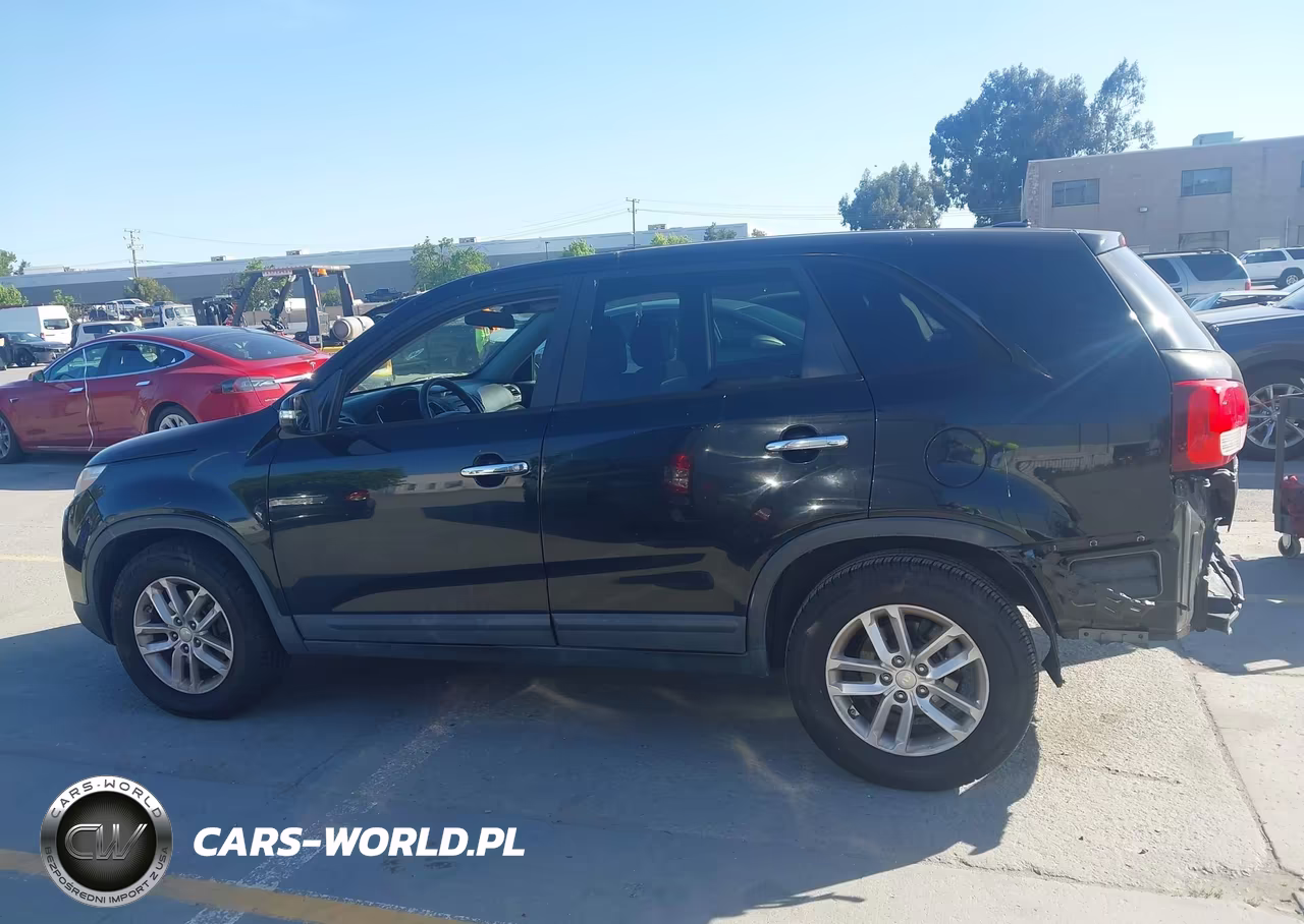 2015 Kia Sorento Lx VIN:5XYKT3A63FG620719 - 15