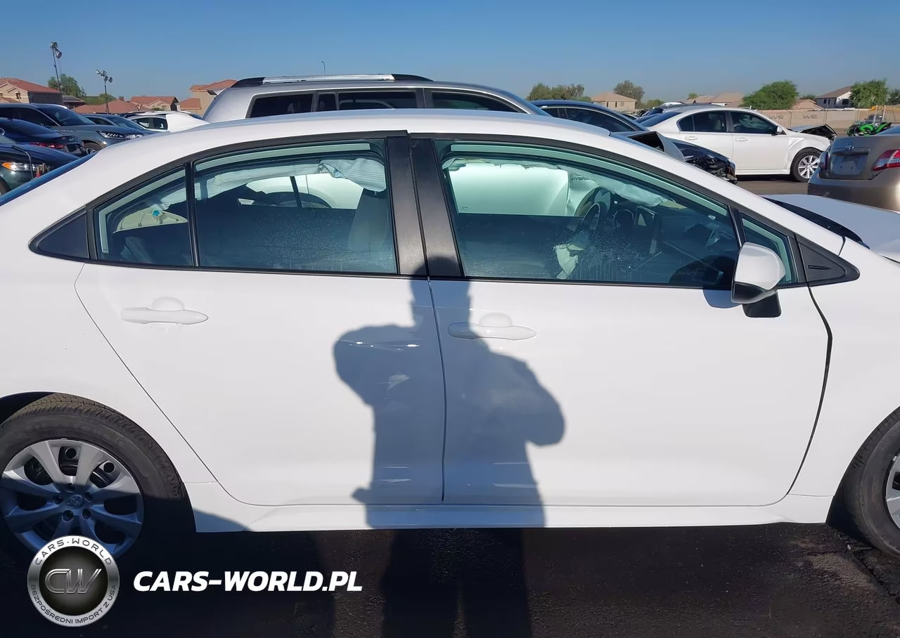 2025 Toyota Corolla Le VIN:5YFB4MDEXSP284157 - 13
