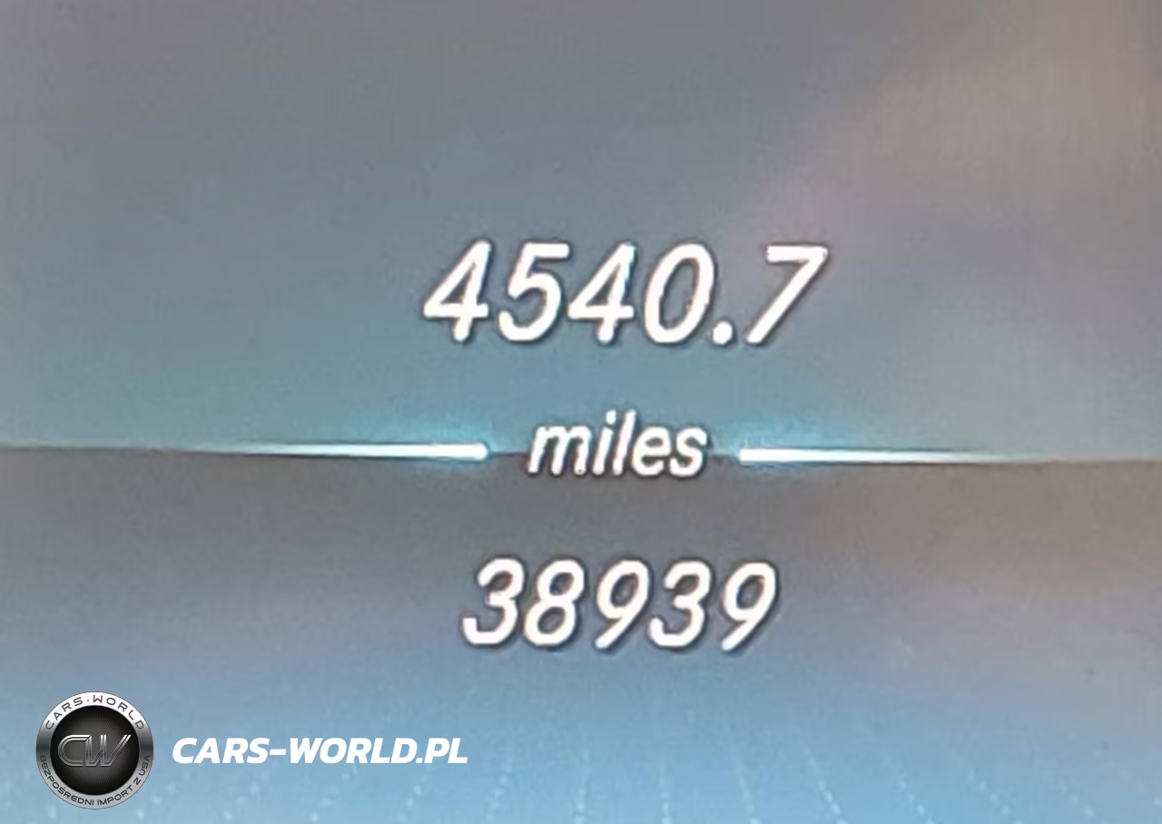 2019 Mercedes-Benz C 300 VIN:55SWF8DB8KU316316 - 16