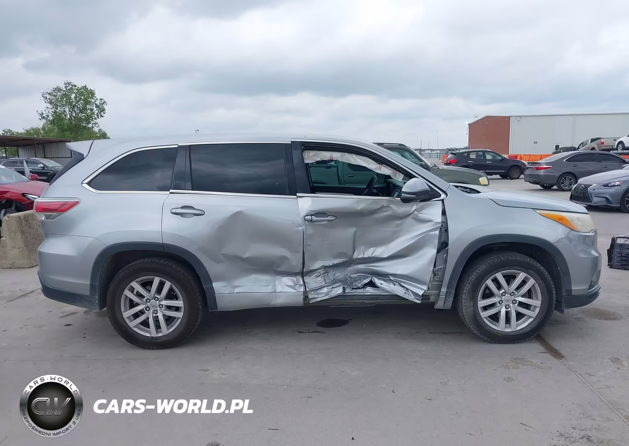2014 Toyota Highlander Le V6 VIN:5TDZKRFH5ES013723 - 13