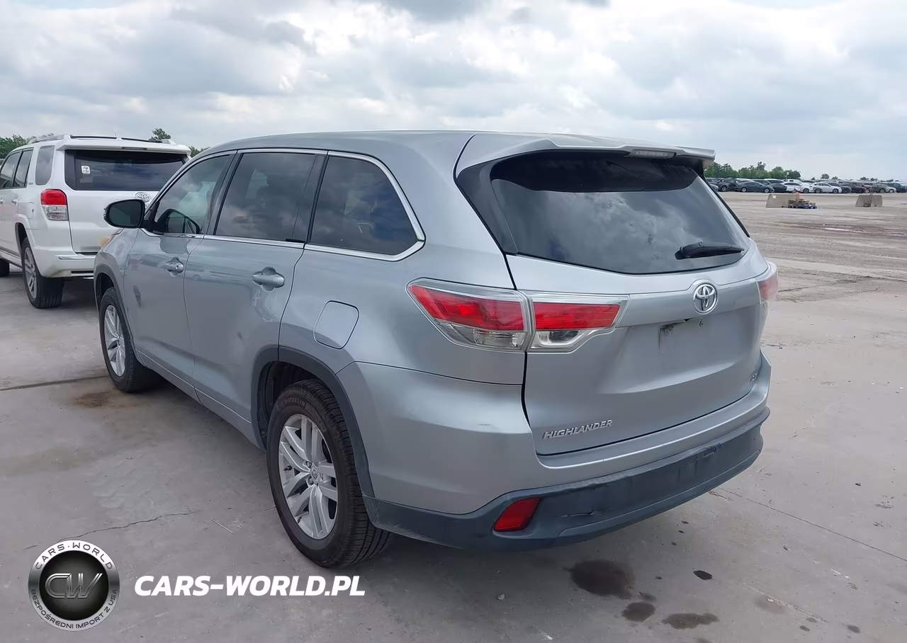 2014 Toyota Highlander Le V6 VIN:5TDZKRFH5ES013723 - 3