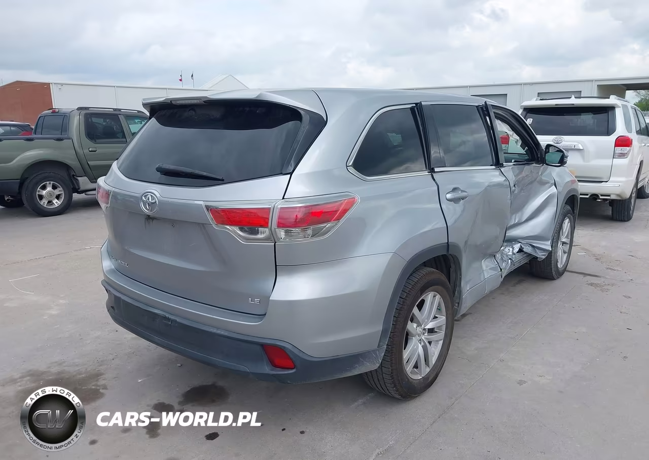 2014 Toyota Highlander Le V6 VIN:5TDZKRFH5ES013723 - 4