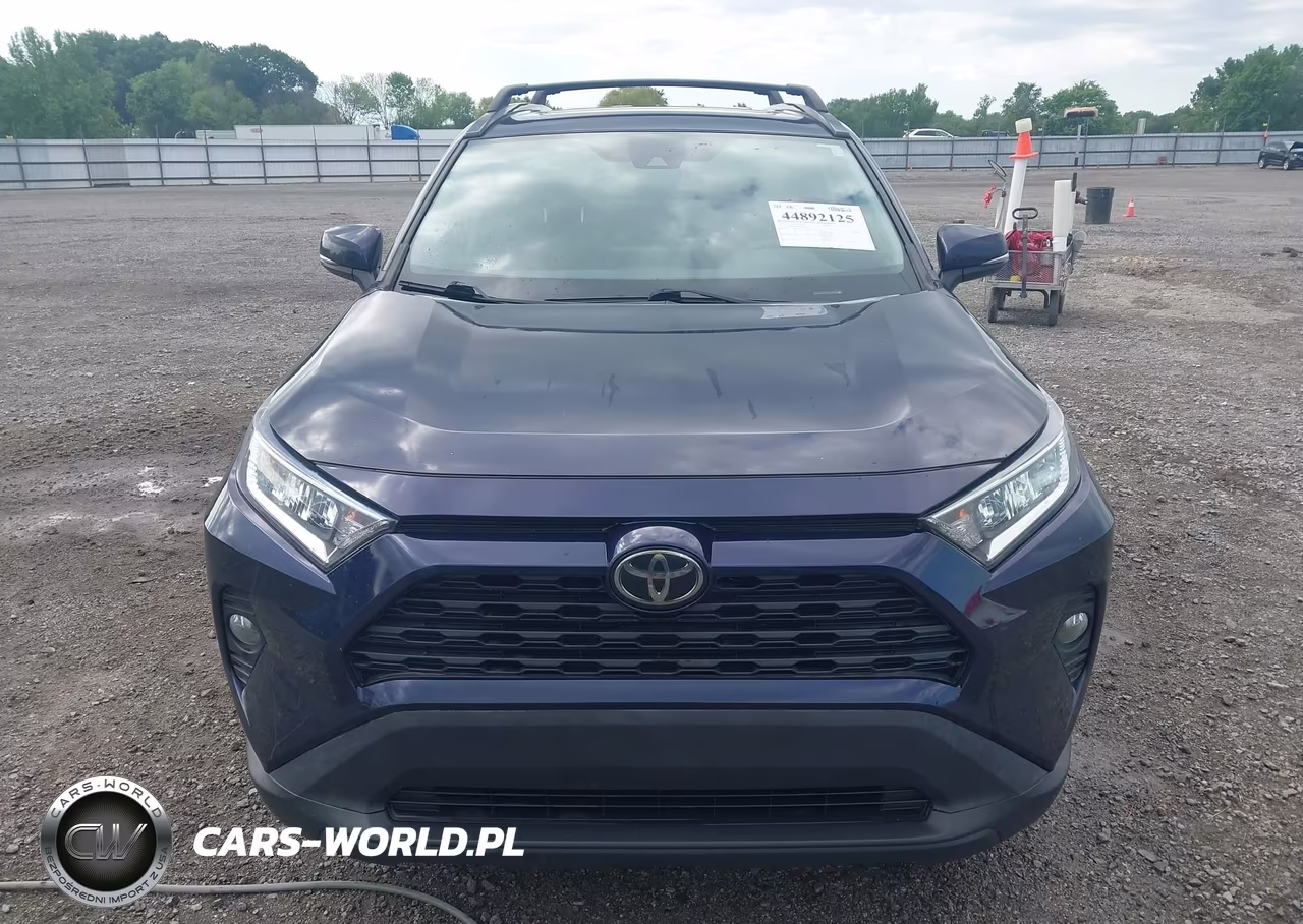 2021 Toyota Rav4 Xle VIN:2T3W1RFV9MW172186 - 13