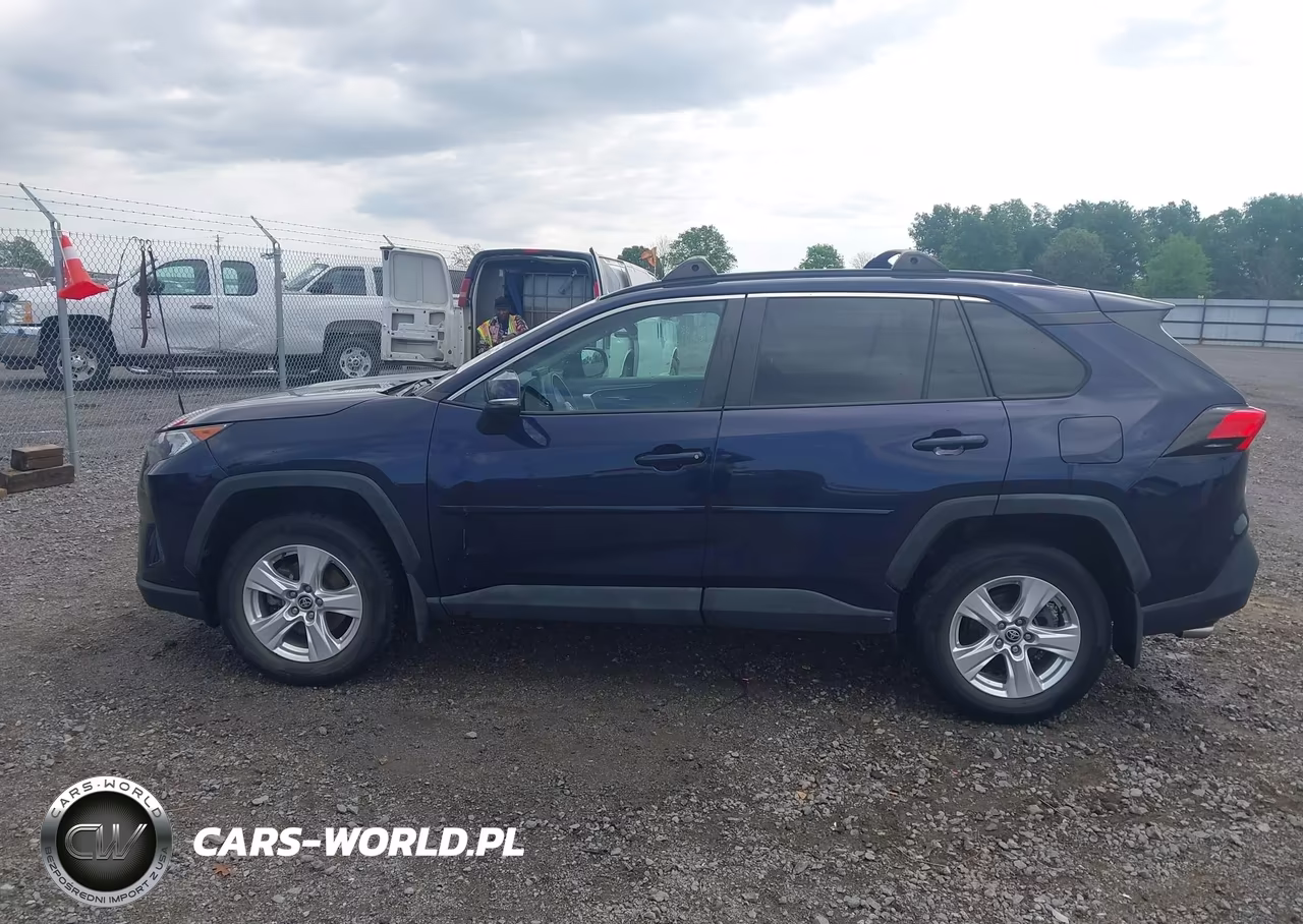 2021 Toyota Rav4 Xle VIN:2T3W1RFV9MW172186 - 15