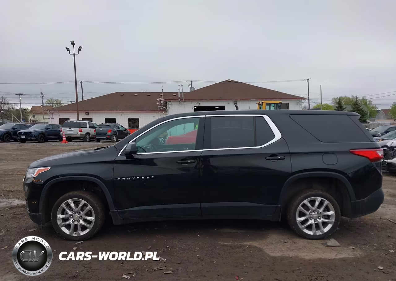 2021 Chevrolet Traverse Fwd Ls VIN:1GNERFKWXMJ172236 - 14