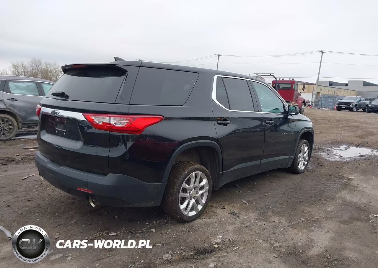 2021 Chevrolet Traverse Fwd Ls VIN:1GNERFKWXMJ172236 - 4
