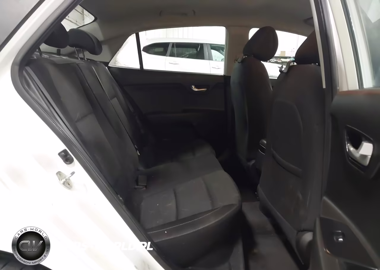 2019 Kia Rio S VIN:3KPA24AB6KE233042 - 8