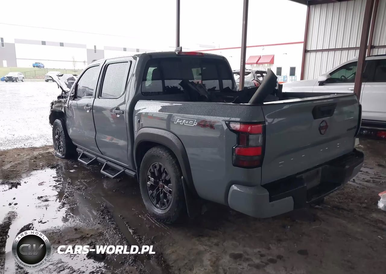 2023 Nissan Frontier Pro-4X 4X4 VIN:1N6ED1EK2PN658939 - 3