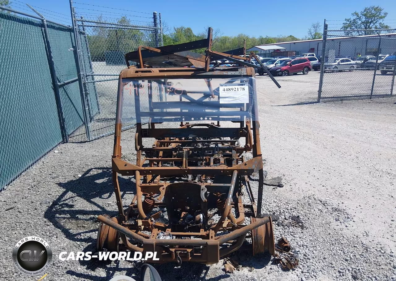 2014 Polaris Ranger 900 Crew VIN:4XAWH88A7ED173838 - 5