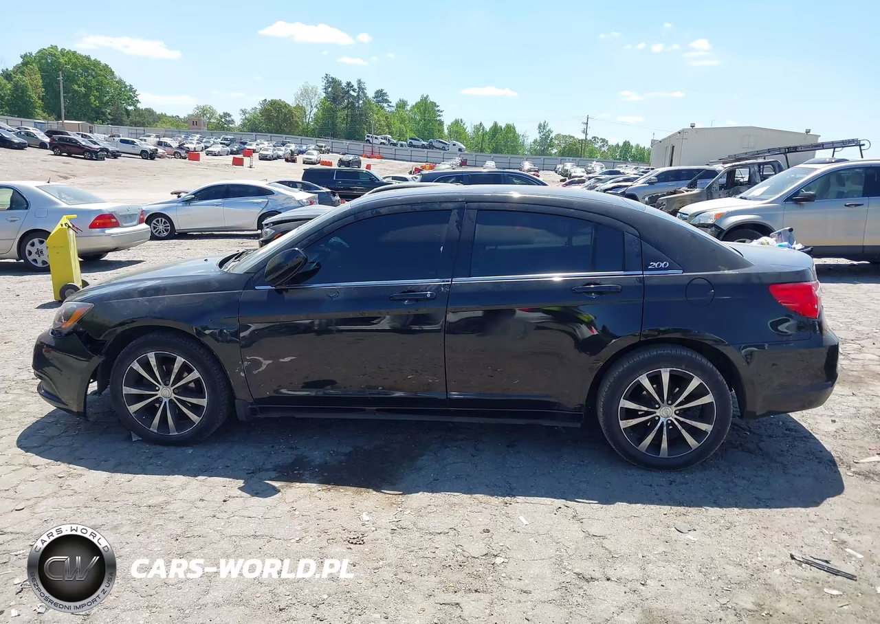 2013 Chrysler 200 Touring VIN:1C3CCBBB6DN595836 - 14