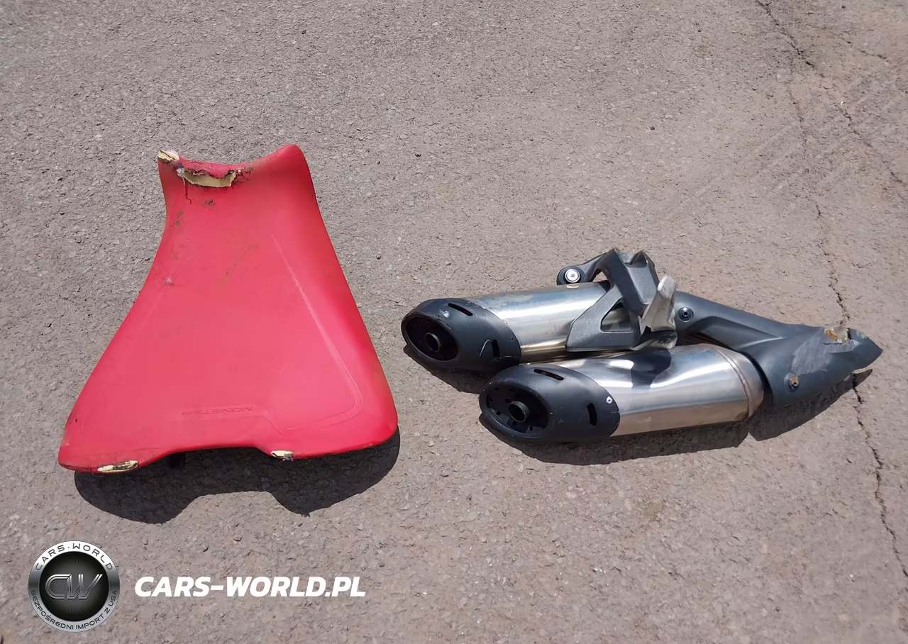 2025 Ducati Monster VIN:ZDMMAMDT0SB009738 - 12
