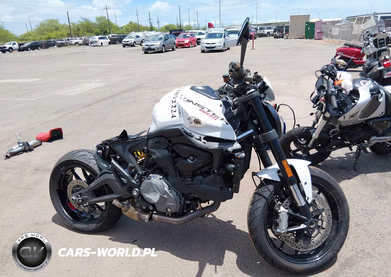 2025 Ducati Monster VIN:ZDMMAMDT0SB009738 - 13