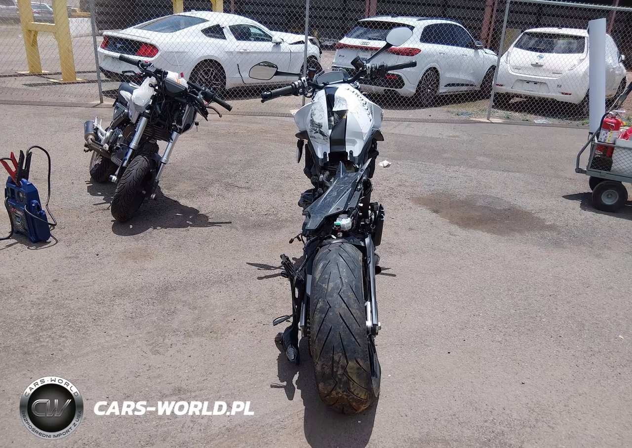 2025 Ducati Monster VIN:ZDMMAMDT0SB009738 - 6