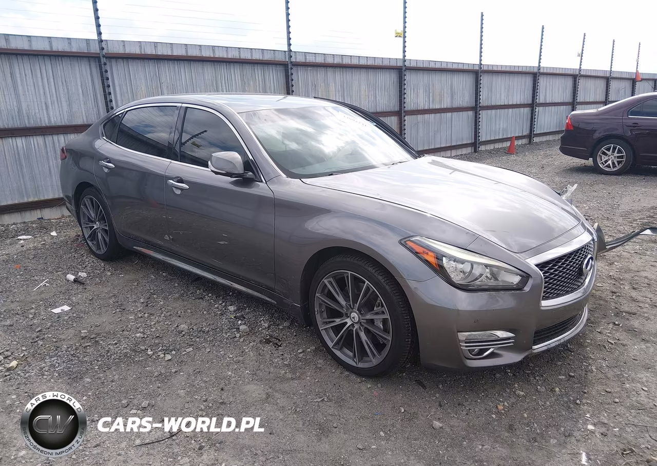 2017 Infiniti Q70L 3.7
