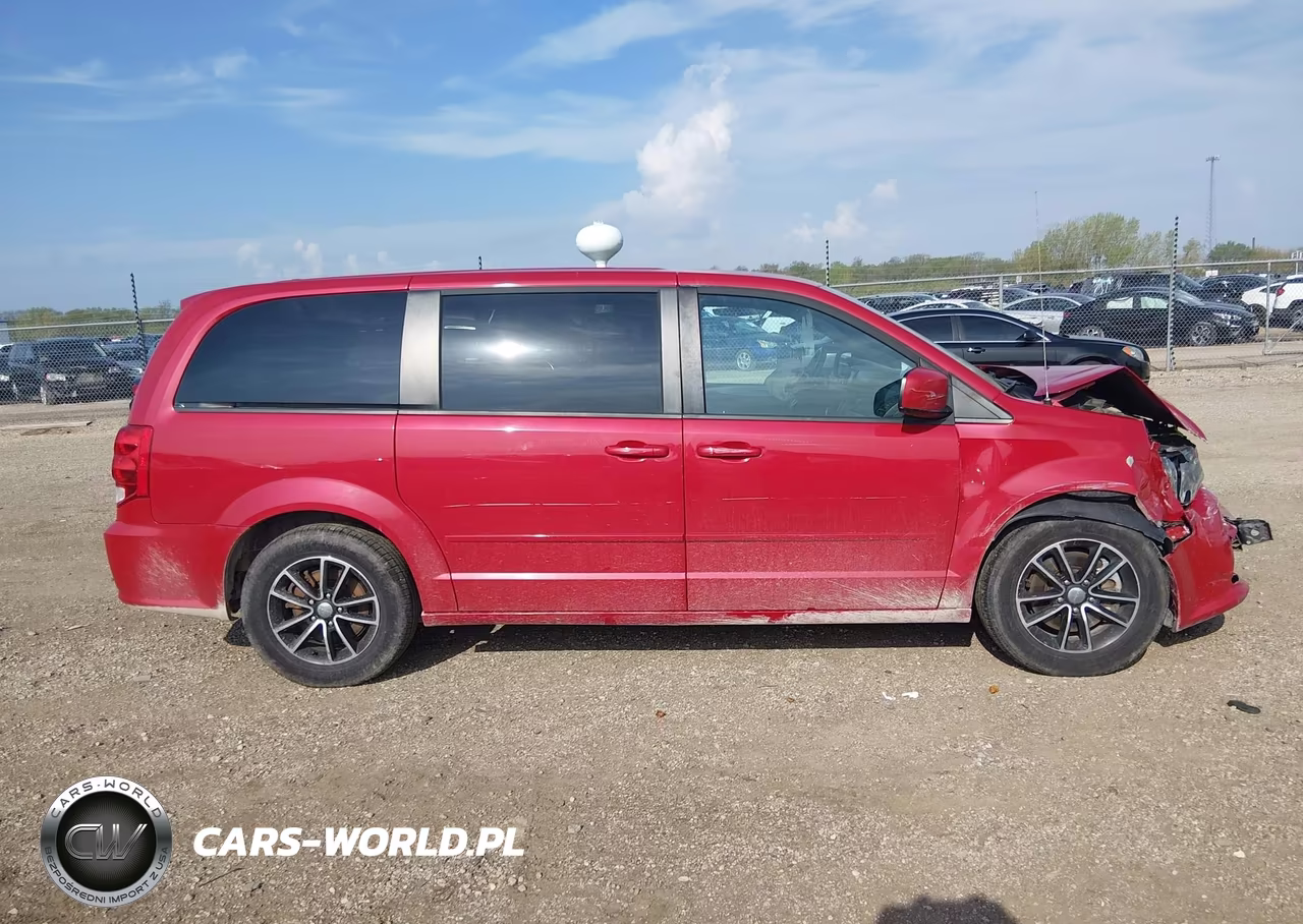 2016 Dodge Grand Caravan R-T VIN:2C4RDGEG4GR249069 - 13