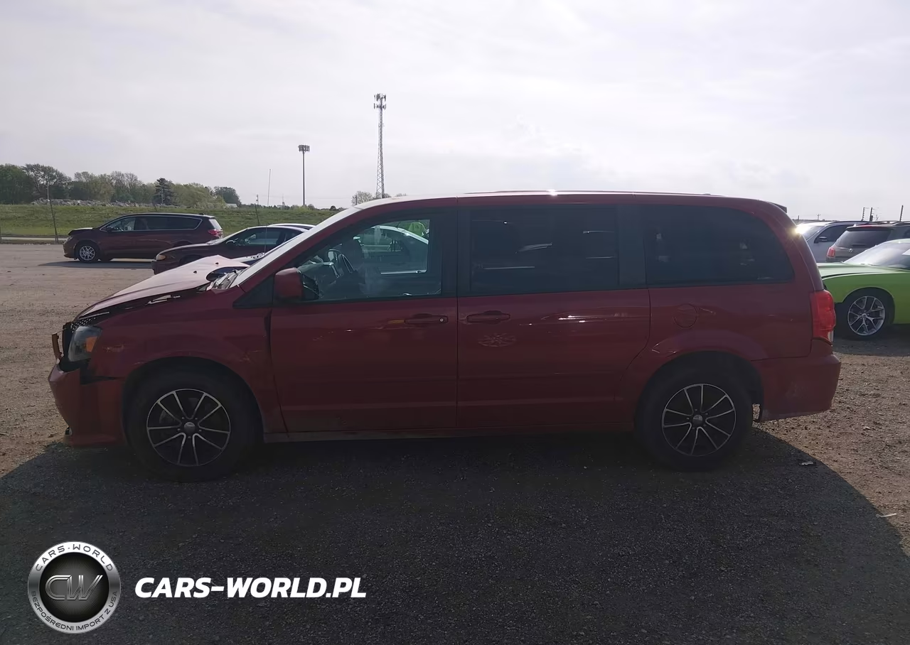 2016 Dodge Grand Caravan R-T VIN:2C4RDGEG4GR249069 - 14