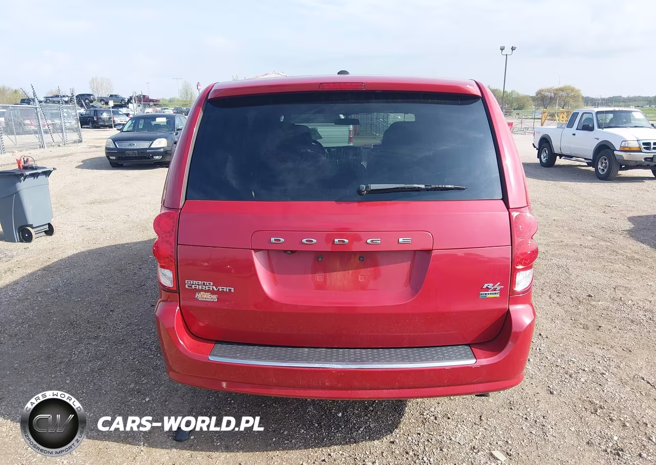 2016 Dodge Grand Caravan R-T VIN:2C4RDGEG4GR249069 - 16
