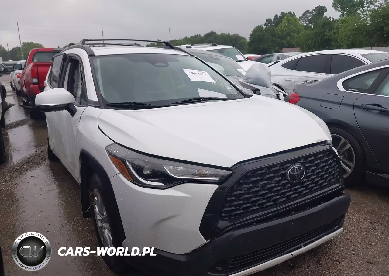 2023 Toyota Corolla Cross Le – zdjęcie 1 z 16