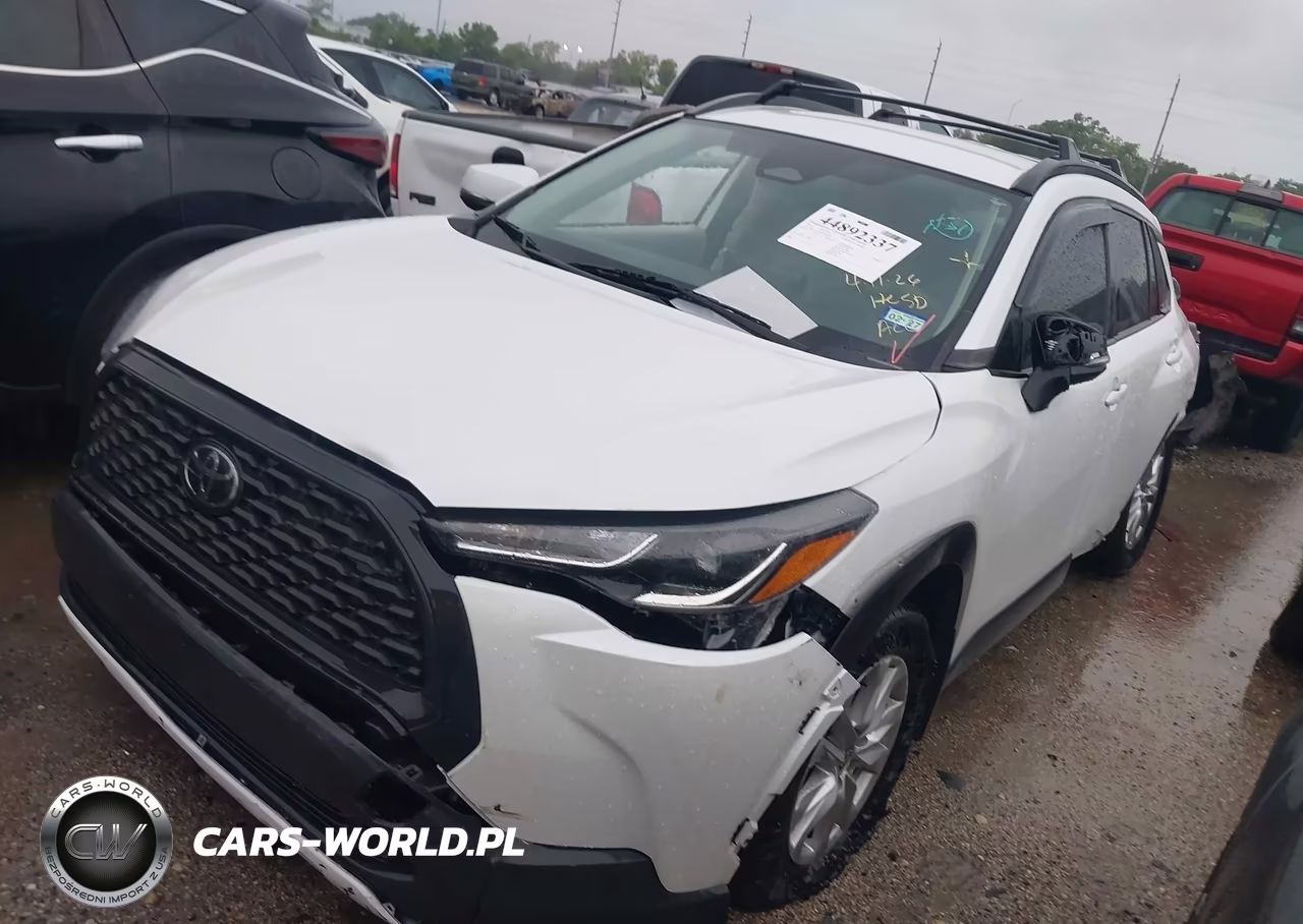 2023 Toyota Corolla Cross Le VIN:7MUCAAAG3PV046608 - 2