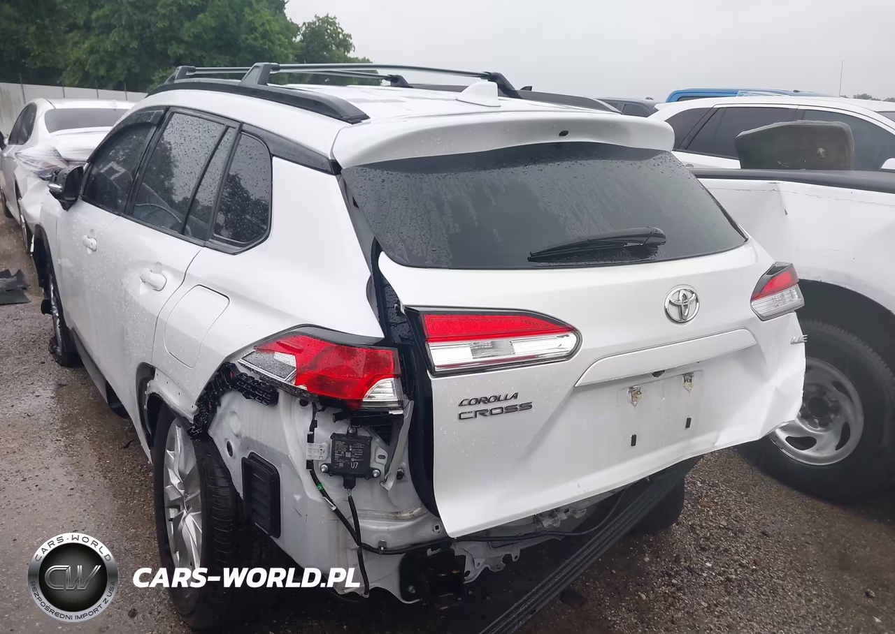 2023 Toyota Corolla Cross Le VIN:7MUCAAAG3PV046608 - 3